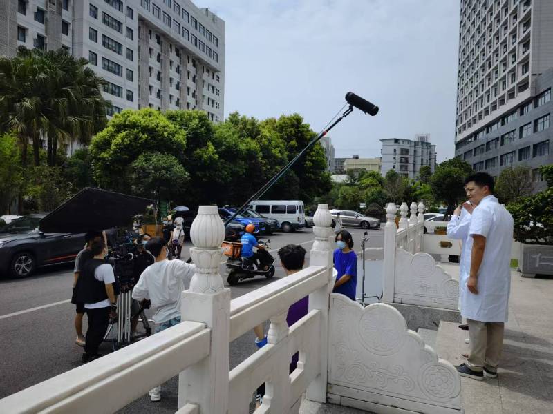 西山区广告片拍摄公司低成本实现高规格制作的诀窍